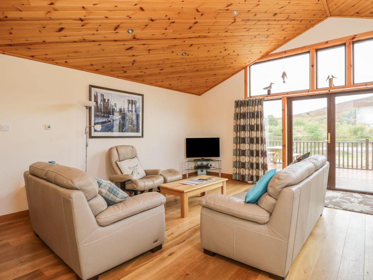 Burnside Lodge Lodge 1, Glengoulandie Aberfeldy Extérieur photo